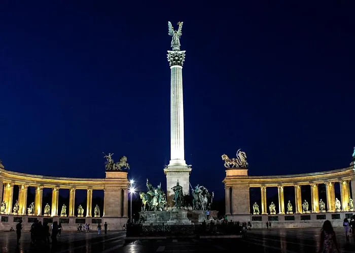 Lägenhet Heroes' Budapest